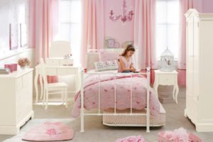 Childrens bedroom in a classic style 20