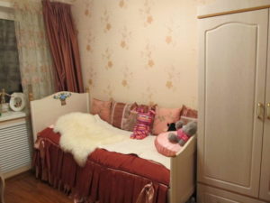 Childrens bedroom in a classic style 8